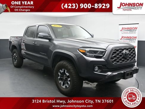Used 2022 Toyota Tacoma TRD Off-Road AWD/4WD image 1