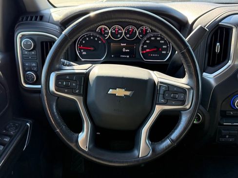 Used 2022 Chevrolet Silverado 2500 LT w/ Convenience Package image 21