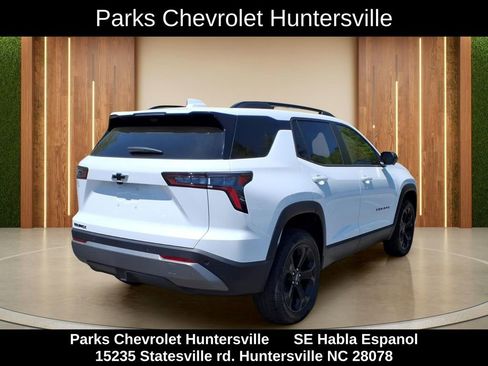 New 2026 Chevrolet Equinox LT w/ Convenience Package II FWD image 32