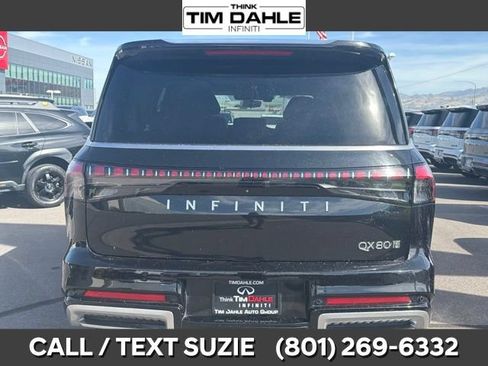 Used 2025 INFINITI QX80 Sensory AWD/4WD image 9