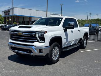 Used 2025 Chevrolet Silverado 2500 LTZ w/ LTZ Premium Package AWD/4WD video 2