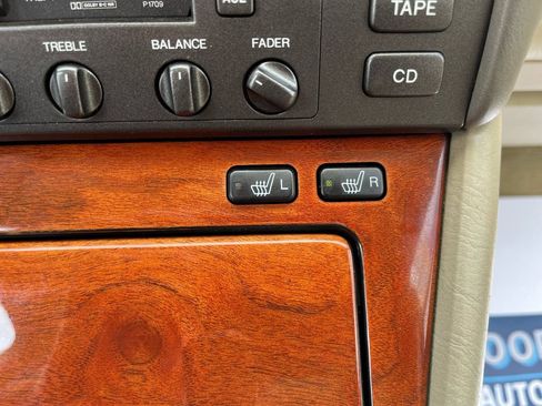 Used 1999 Lexus LS 400 RWD image 10