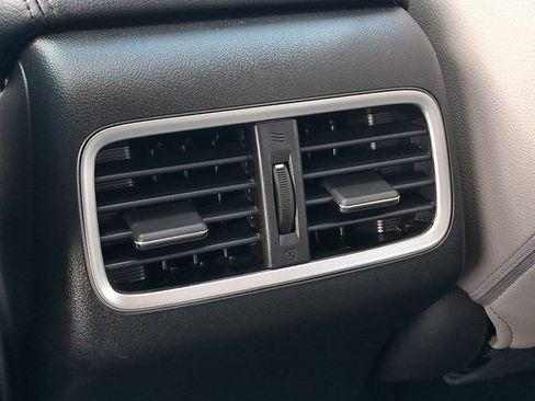 Used 2016 Honda CR-V Touring image 11