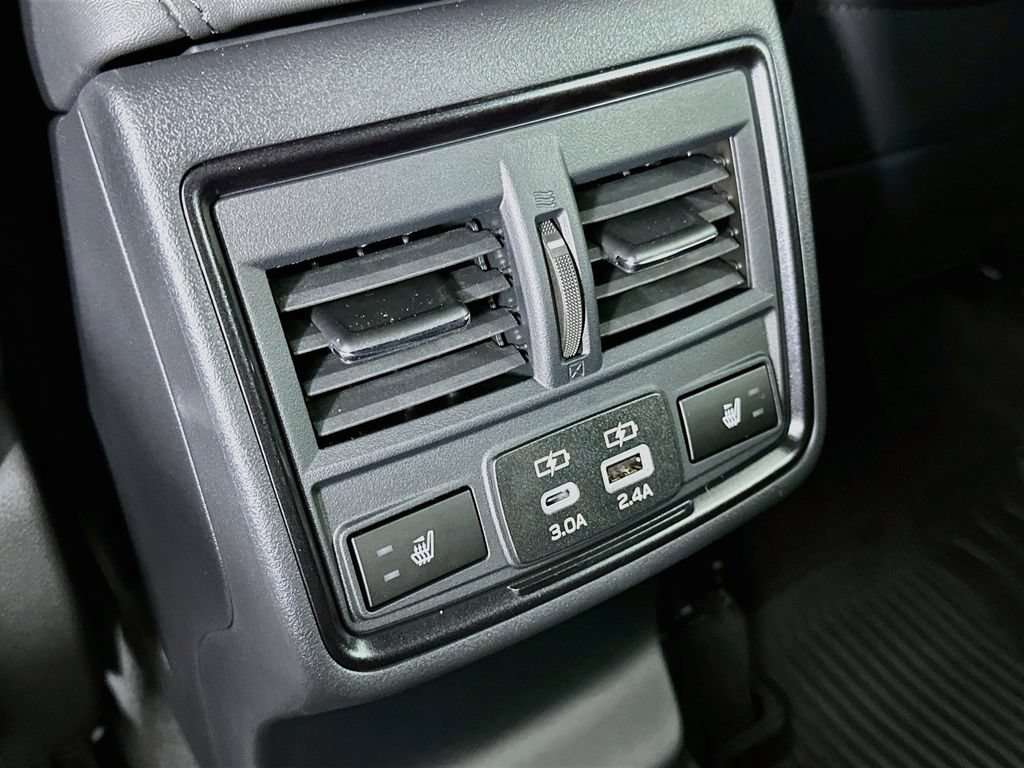 Used 2026 Subaru Outback Wilderness AWD/4WD image 34