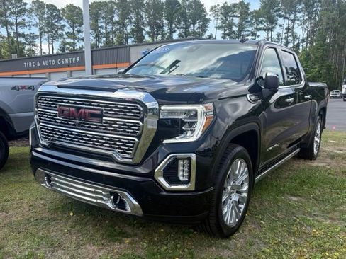 Used 2022 GMC Sierra 1500 Denali w/ Denali Reserve Package AWD/4WD image 1