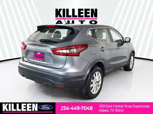 Used 2021 Nissan Rogue Sport S FWD image 9