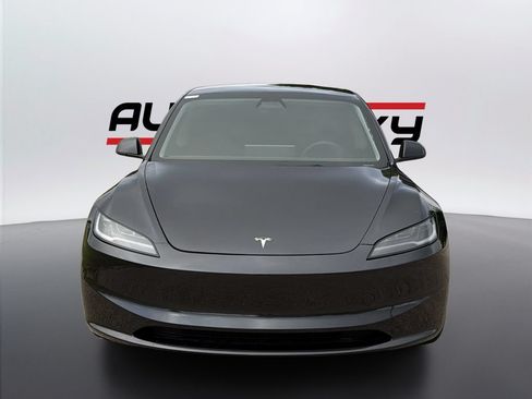 Used 2025 Tesla Model 3 Long Range RWD image 4
