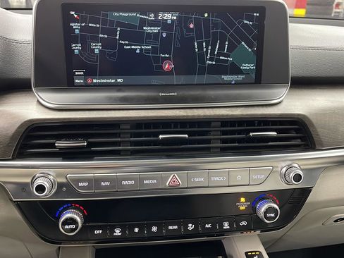 Used 2022 Kia Telluride EX w/ EX Premium Package image 17