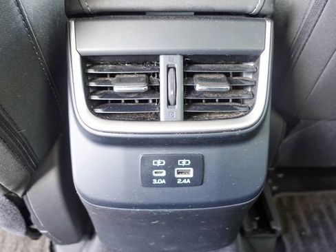 Used 2024 Subaru Outback Premium image 23