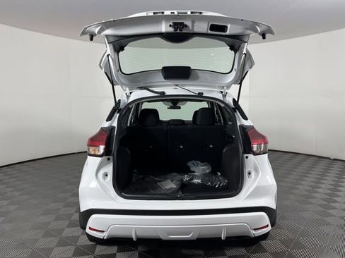 Used 2024 Nissan Kicks S image 42