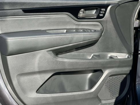 Used 2025 Honda Odyssey Touring image 21