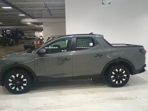 Used 2026 Hyundai Santa Cruz SEL image 4