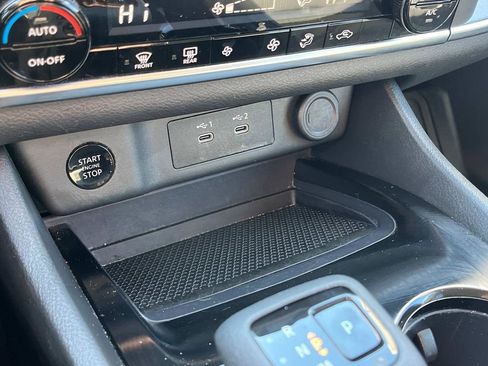 Certified 2024 Nissan Rogue SV image 39