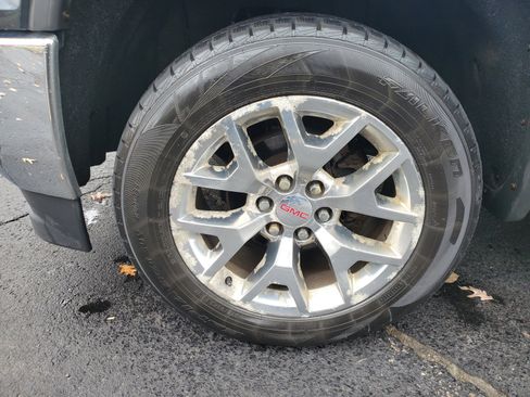 Used 2017 GMC Sierra 1500 SLT w/ SLT Premium Package image 9