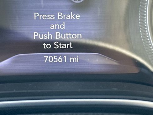 Used 2021 Jeep Cherokee Latitude Lux w/ Sun & Sound Group AWD/4WD image 16
