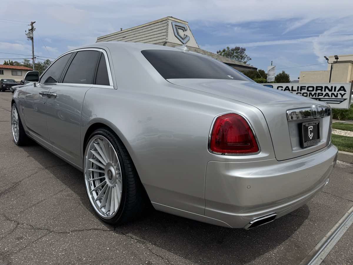 Used 2014 Rolls-Royce Ghost RWD image 4