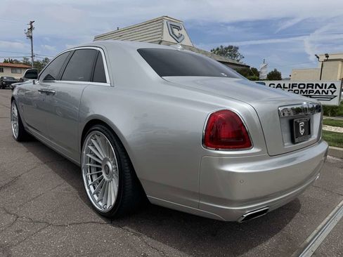 Used 2014 Rolls-Royce Ghost RWD image 4