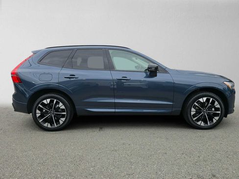 Used 2026 Volvo XC60 B5 Plus w/ Climate Package AWD/4WD image 2