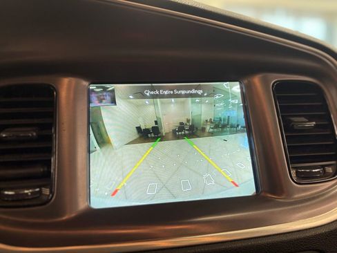 Used 2020 Dodge Charger SXT w/ Blacktop Package image 35