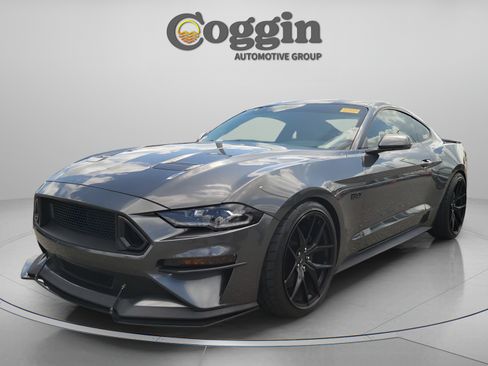 Used 2019 Ford Mustang GT Premium w/ GT Performance Package RWD image 2