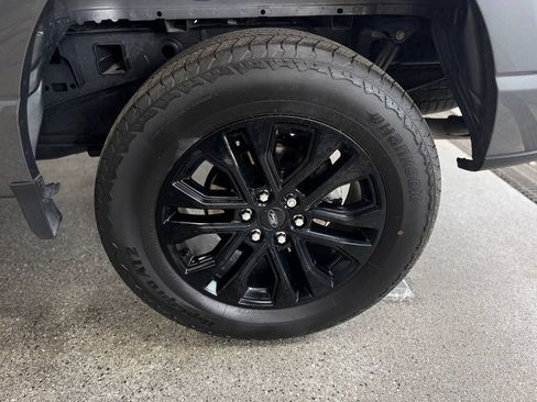 Used 2025 Ford F150 Lariat AWD/4WD image 28