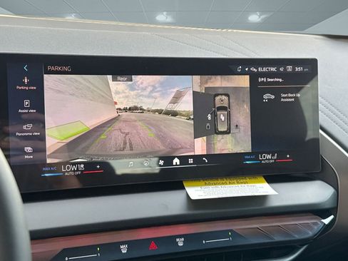 Used 2026 BMW X3 xDrive30 w/ Premium Package image 27