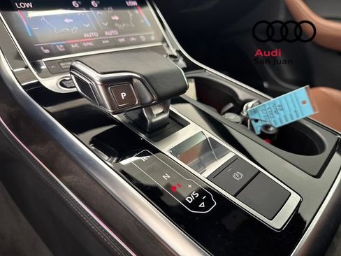 Used 2023 Audi Q8 Premium Plus w/ Premium Plus Package AWD/4WD image 34