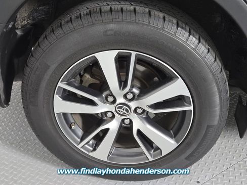 Used 2018 Toyota RAV4 XLE image 11