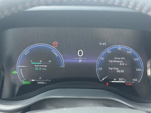 Used 2025 Toyota Sienna Limited AWD/4WD image 24