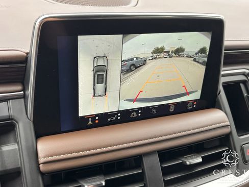 Used 2023 Chevrolet Tahoe High Country w/ Advanced Technology Package image 19