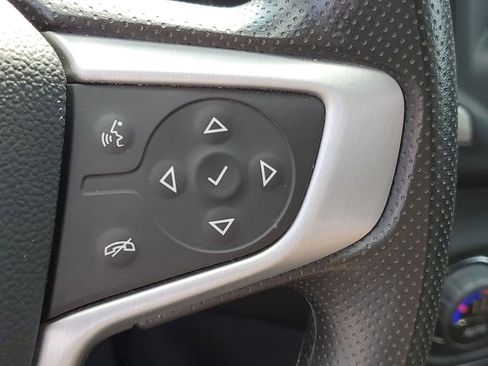 Used 2022 GMC Terrain SLE w/ Driver Convenience Package image 16