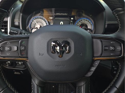 Used 2022 RAM 1500 Limited AWD/4WD image 19