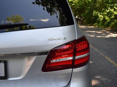Used 2019 Mercedes-Benz GLS 550 4MATIC w/ Driver Assistance Package image 41