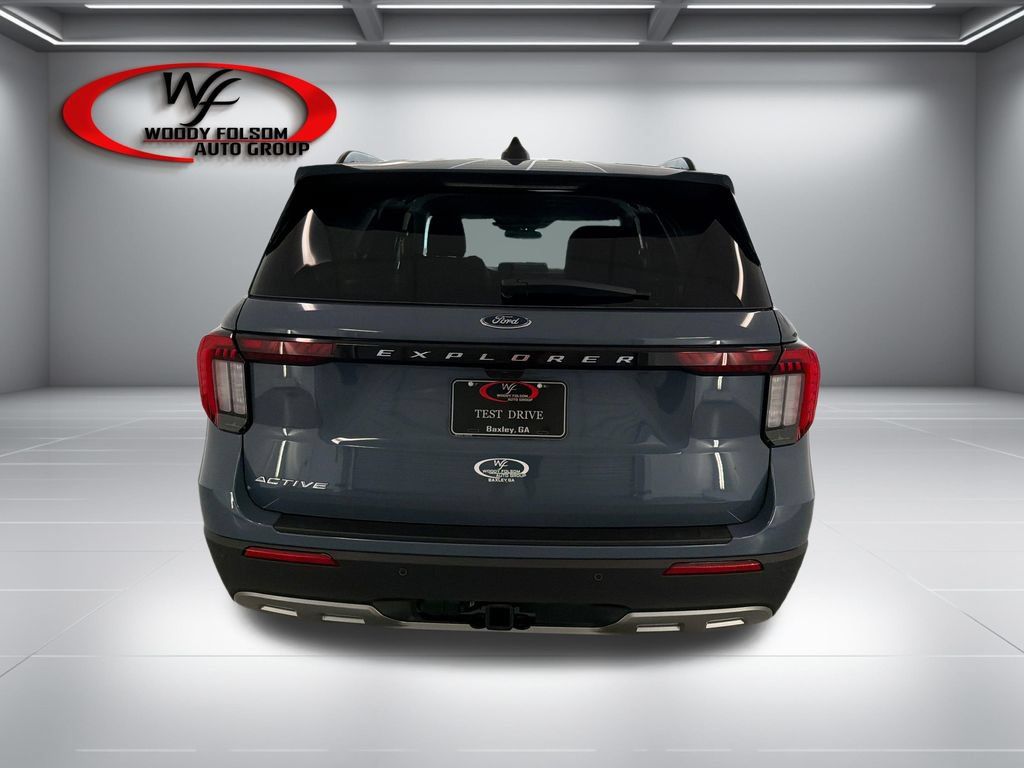 New 2026 Ford Explorer Active w/ Active Comfort Package RWD image 7