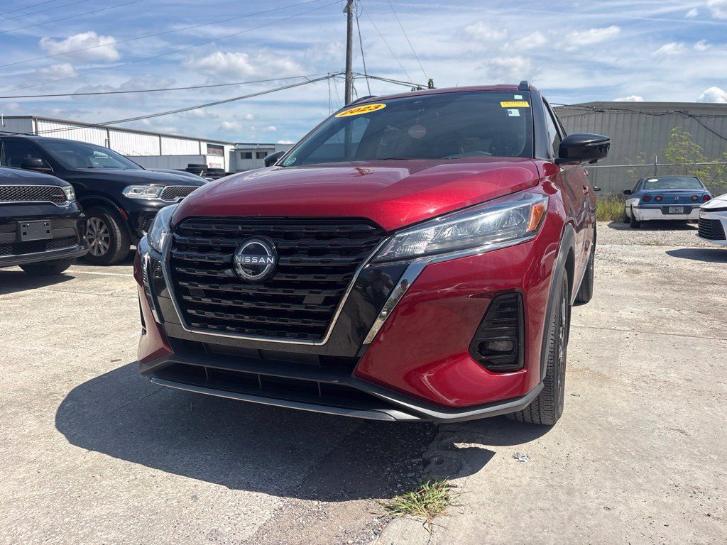 Used 2023 Nissan Kicks SR FWD image 7