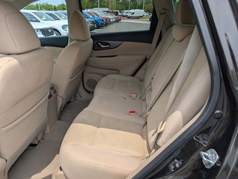 Used 2014 Nissan Rogue SV AWD/4WD image 13