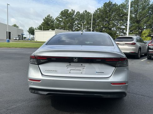 Used 2023 Honda Accord EX-L image 10