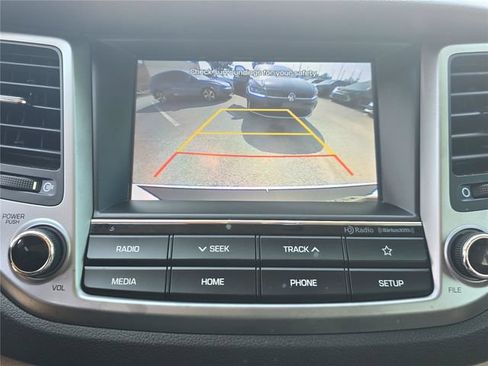 Used 2018 Hyundai Tucson Sport FWD image 16