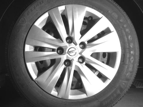 Used 2025 Nissan Sentra S FWD image 13