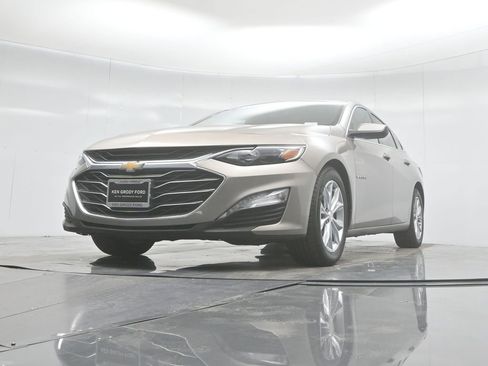 Used 2022 Chevrolet Malibu LT image 45