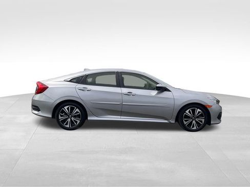 Used 2018 Honda Civic EX-T image 6