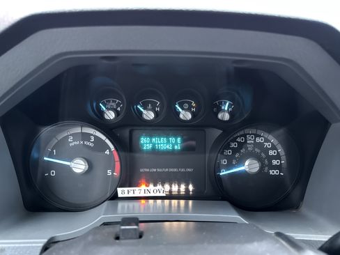 Used 2014 Ford F450 XL w/ Snow Plow Prep Package image 17