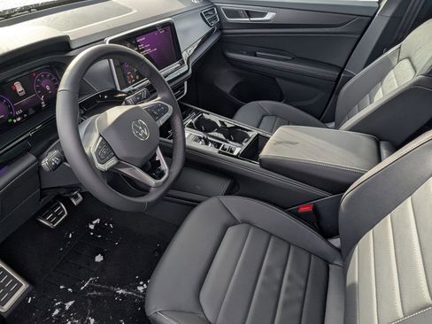 New 2026 Volkswagen Atlas Cross Sport SEL R-Line image 7