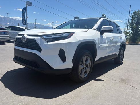 Used 2024 Toyota RAV4 LE AWD/4WD image 2