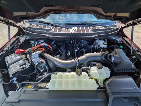 Certified 2025 Ford F150 XLT w/ Equipment Group 302A MID image 11