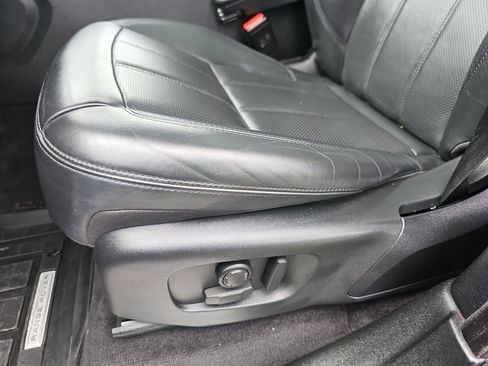 Used 2022 Land Rover Range Rover Sport HSE Silver Edition image 16