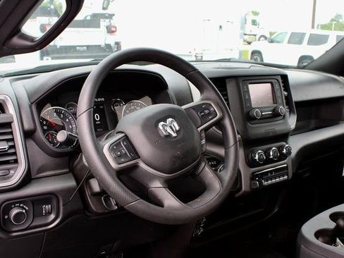 New 2024 RAM 3500 Tradesman w/ Chrome Appearance Group image 14