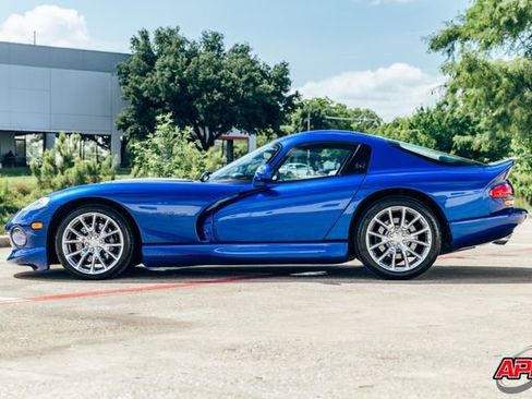 Used 1996 Dodge Viper GTS RWD image 12