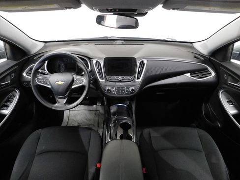 Used 2023 Chevrolet Malibu LT FWD image 32