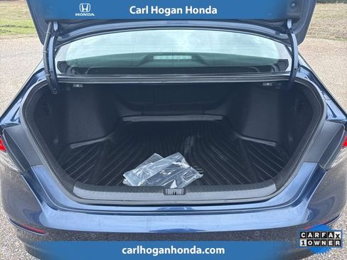 Used 2025 Honda Accord Touring image 9